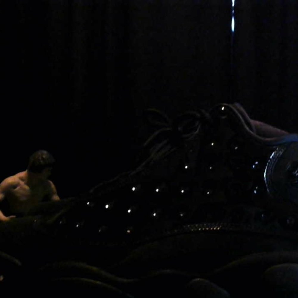 Air Jordan 13 Cap and Gown